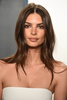 Emily Ratajkowski